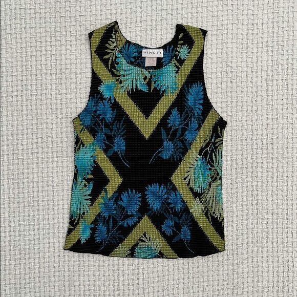 Vintage 90’s Tank Top - Picture 3 of 5